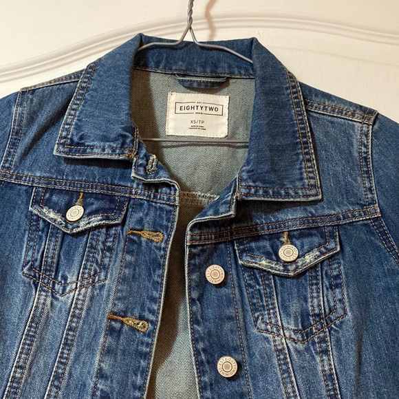 Denim/Jean jacket - Picture 2 of 9